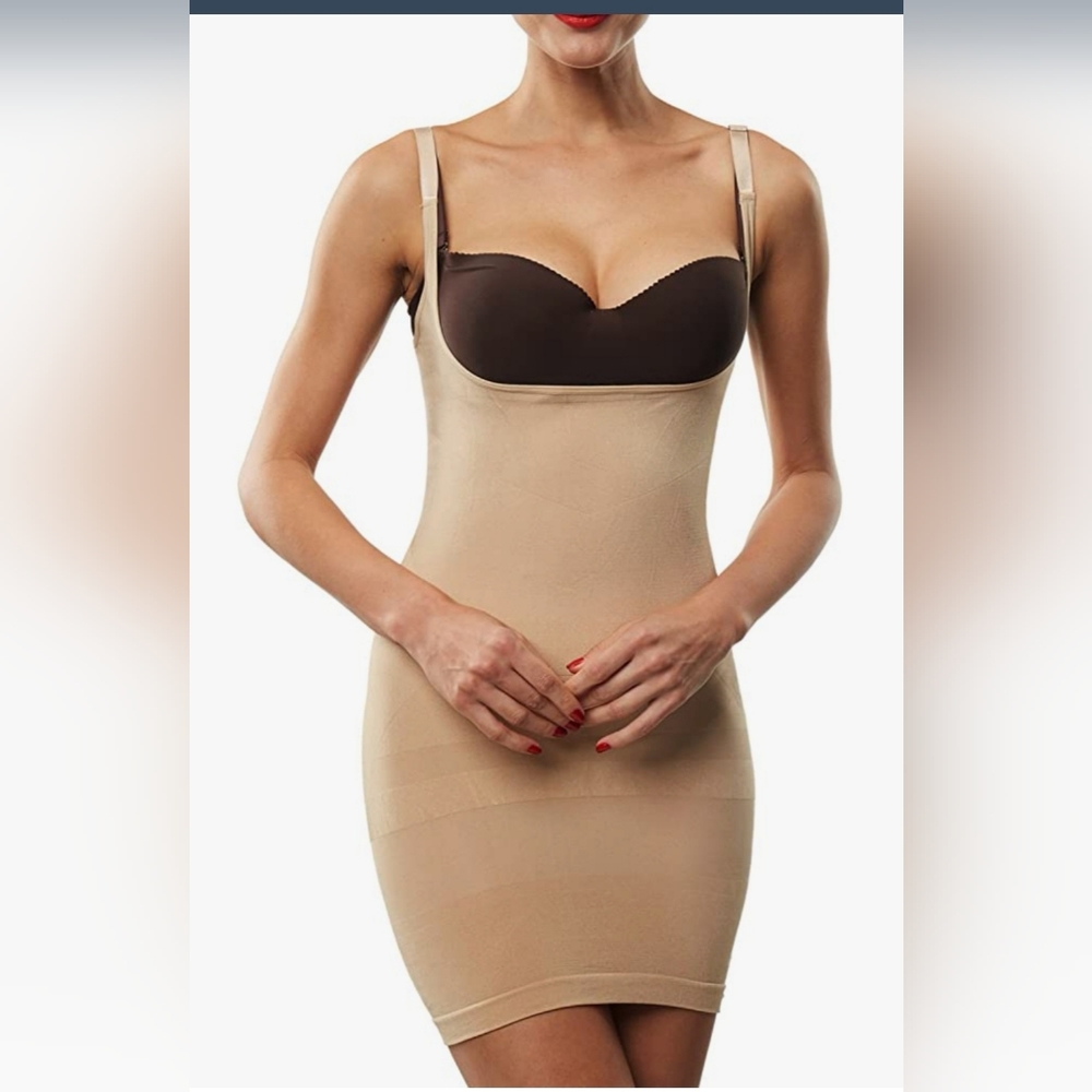 NWOT FRANATO SHAPER. SIZE L